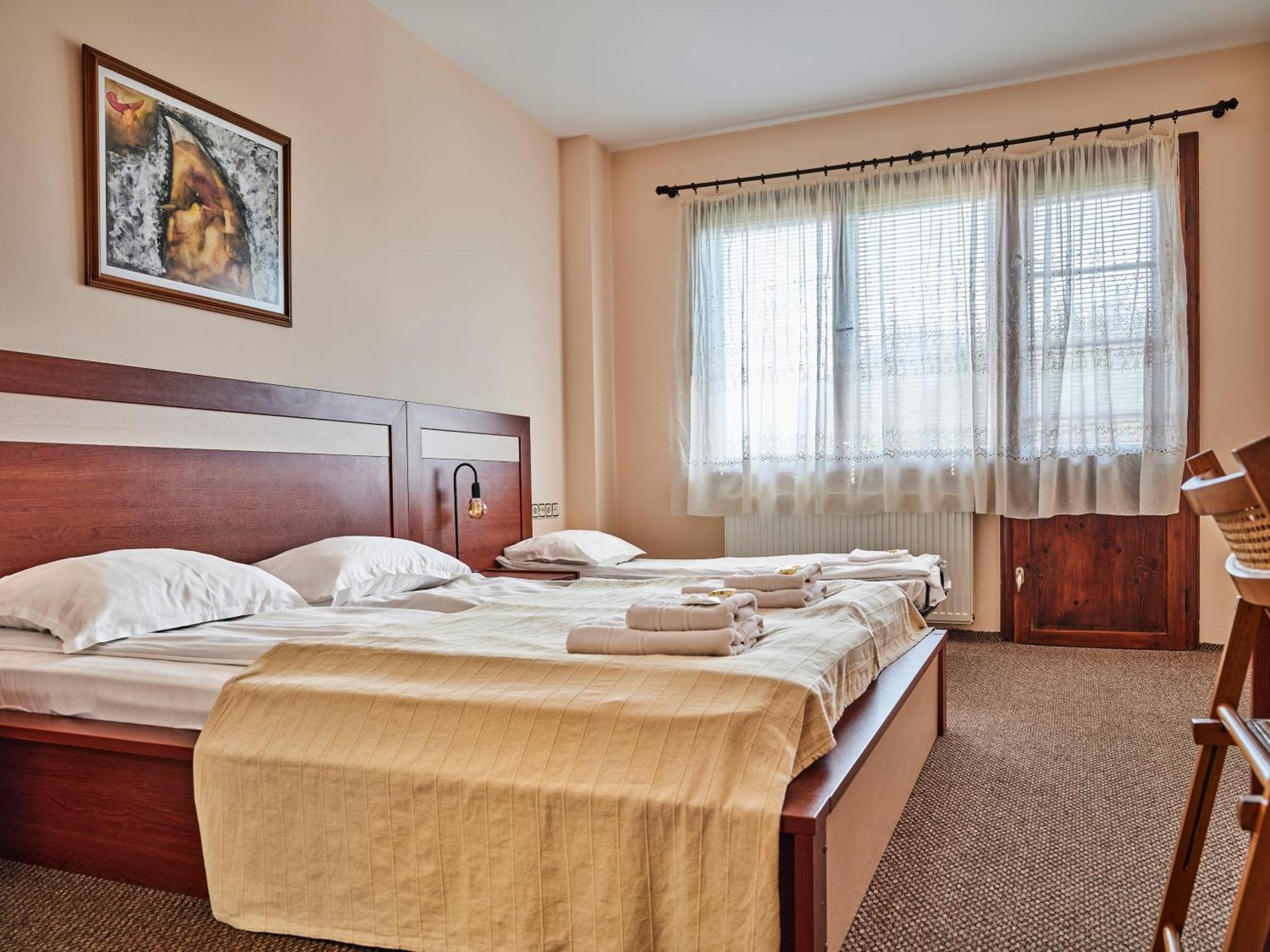 Hotel Tihiat Kat Apriltsi  Εξωτερικό φωτογραφία
