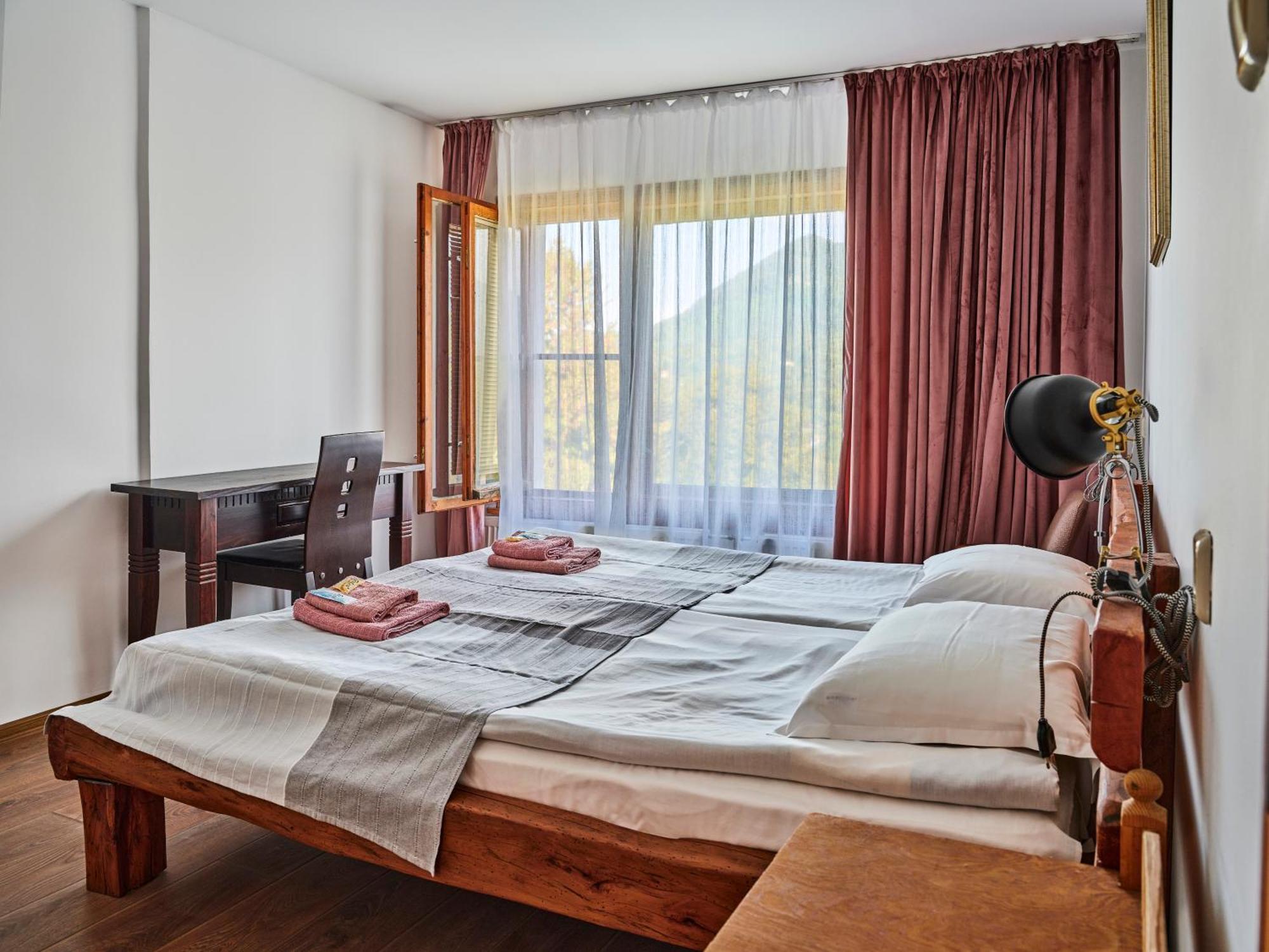 Hotel Tihiat Kat Apriltsi  Εξωτερικό φωτογραφία